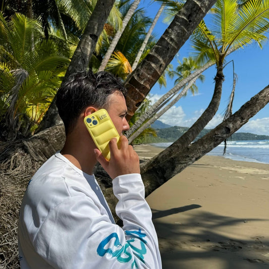 iPhone telefoonhoesje puffer case geel